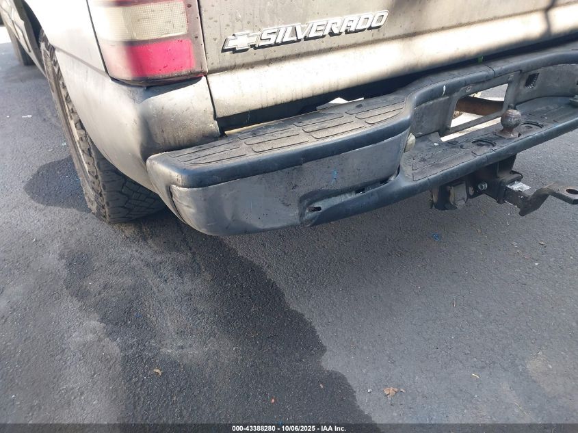 2002 Chevrolet Silverado 1500 Lt VIN: 2GCEC19T121118422 Lot: 43388280