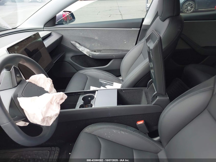 2025 Tesla Model 3 Long Range Rear-Wheel Drive VIN: 5YJ3E1EA1SF016900 Lot: 43388302