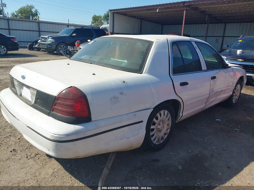 2000 Ford Crown Victoria Police Interceptor VIN: 2FAFP71W9YX113580 Lot: 43388307