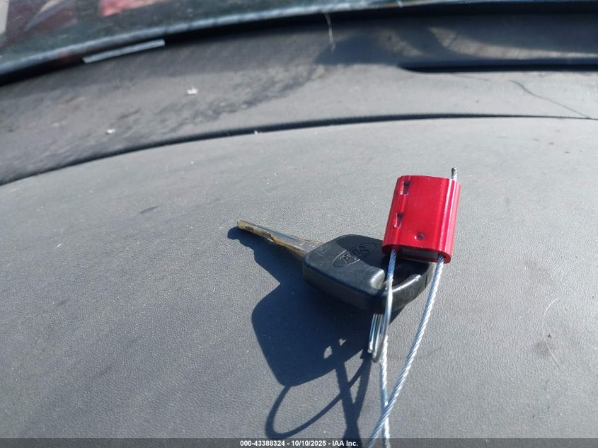 2000 Ford F-150 Work Series/Xl/Xlt VIN: 2FTZF1726YCA71341 Lot: 43388324