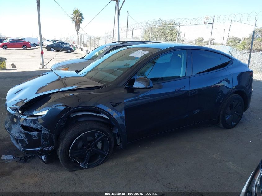 2026 Tesla Model Y Long Range Dual Motor All-Wheel Drive VIN: 7SAYGDED5TF443643 Lot: 43388483