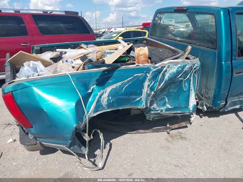 1995 Chevrolet Gmt-400 C1500 VIN: 1GCEC14Z7SZ187490 Lot: 43388490