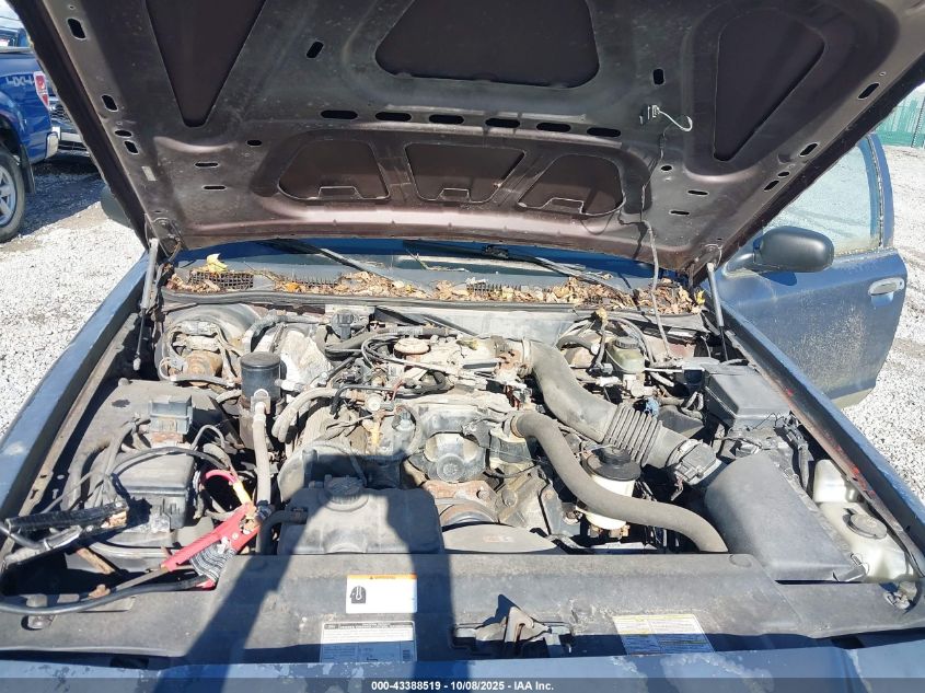 2000 Ford Crown Victoria Police Interceptor VIN: 2FAFP71W0YX169326 Lot: 43388519