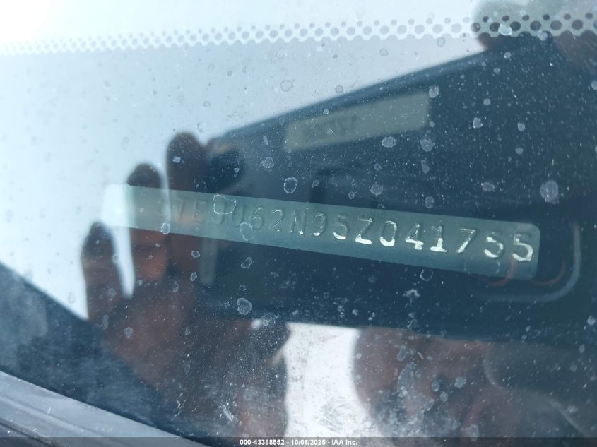 2005 Toyota Tacoma Prerunner V6 VIN: 5TEJU62N95Z041755 Lot: 43388552