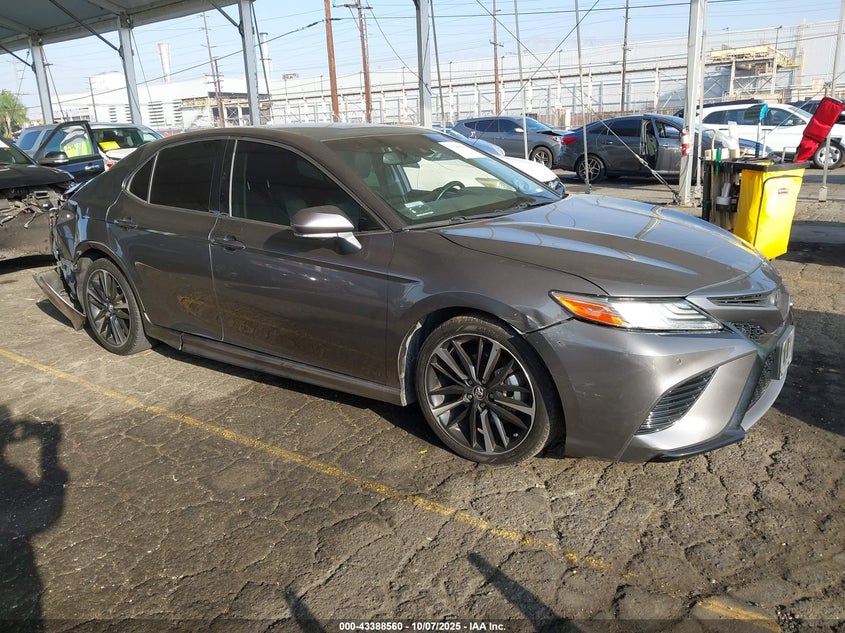 TOYOTA CAMRY XSE V6