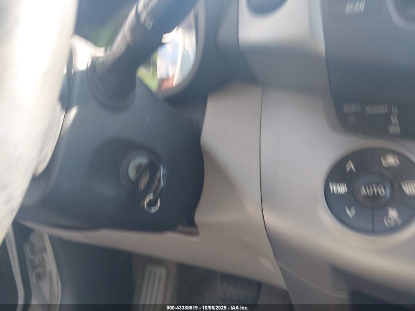 2007 Toyota Rav4 Limited VIN: JTMBD31V275112742 Lot: 43388619