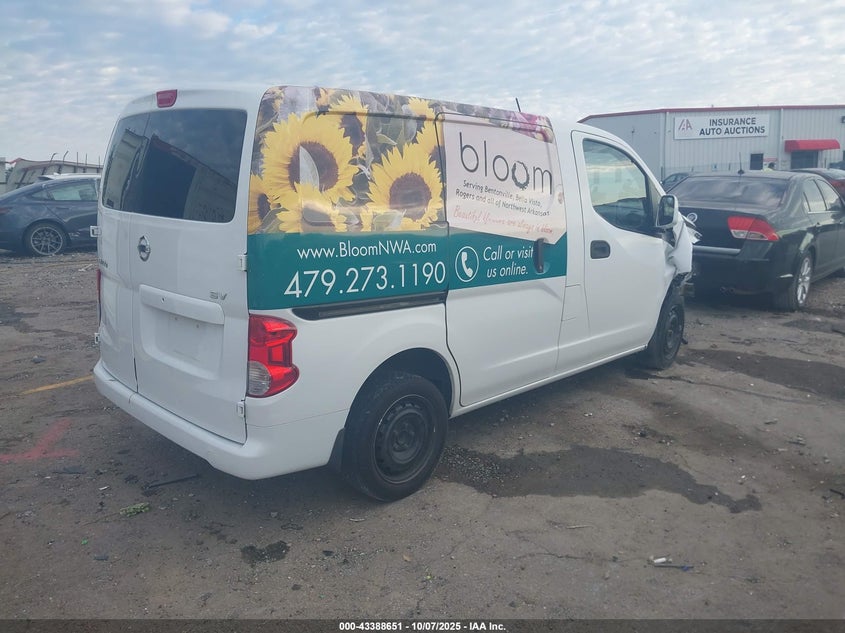 3N6CM0KN1FK701817 2015 NISSAN NV200 photo no. 4