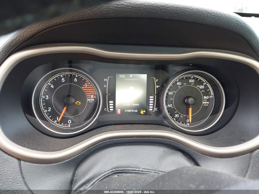 2016 Jeep Cherokee Altitude VIN: 1C4PJMCS6GW104287 Lot: 43388658