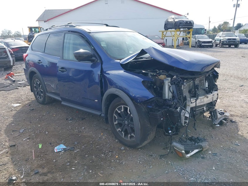 NISSAN PATHFINDER SL