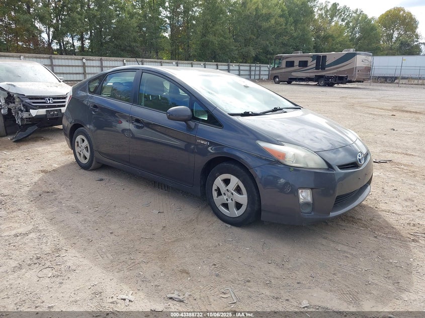 TOYOTA PRIUS THREE