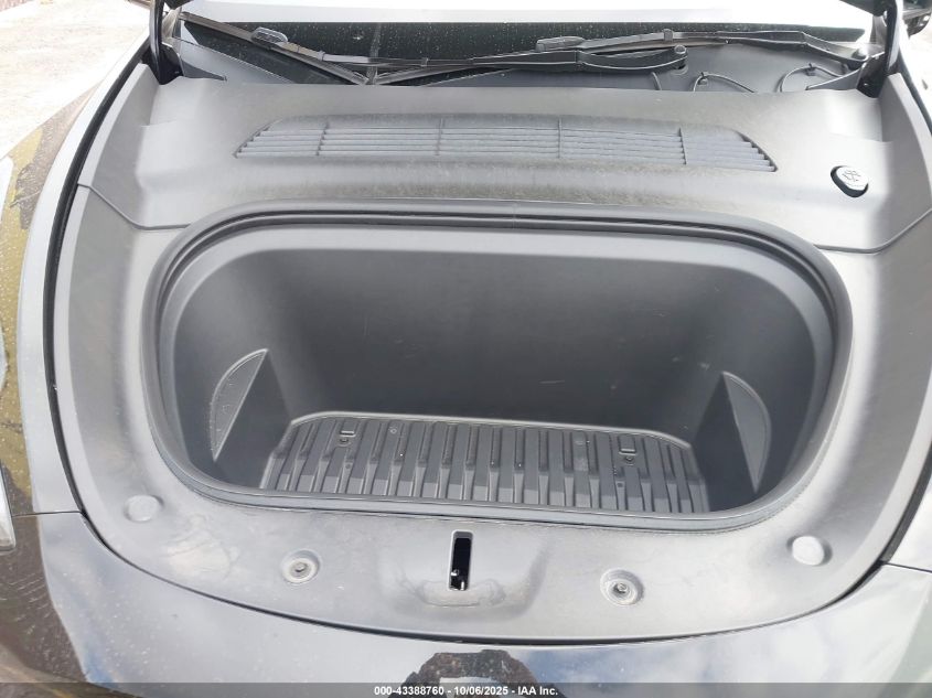 2024 Tesla Model Y Performance Dual Motor All-Wheel Drive VIN: 7SAYGDEF9RF046589 Lot: 43388760