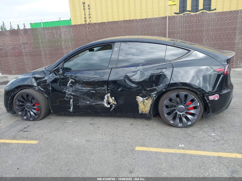 2024 Tesla Model Y Performance Dual Motor All-Wheel Drive VIN: 7SAYGDEF9RF046589 Lot: 43388760
