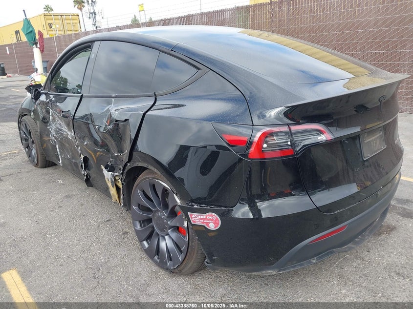 7SAYGDEF9RF046589 2024 TESLA MODEL Y photo no. 3