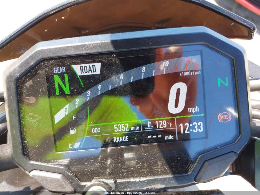 2024 Kawasaki Zr900 F VIN: ML5ZRDF16RDA69427 Lot: 43388766