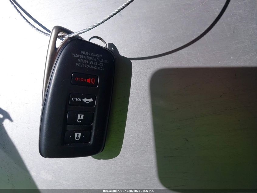 2017 Lexus Is 200T VIN: JTHBA1D29H5050853 Lot: 43388779