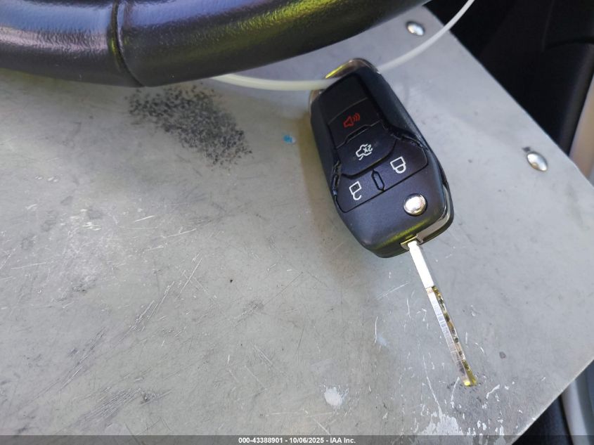 2015 Ford Fusion Energi Se Luxury VIN: 3FA6P0PU2FR128706 Lot: 43388901