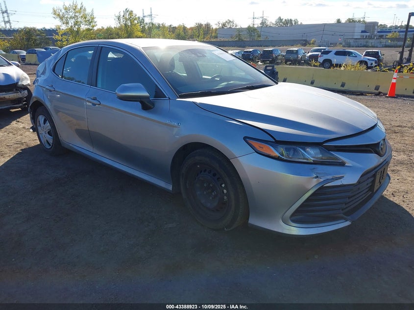 TOYOTA CAMRY HYBRID LE HYBRID