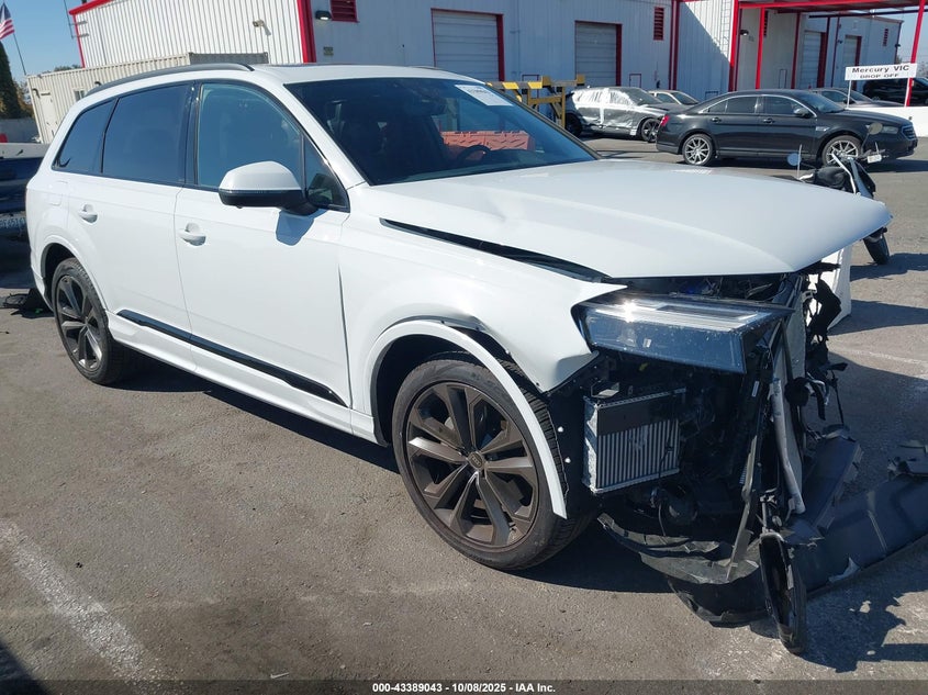 AUDI Q7 PREMIUM PLUS 55 TFSI QUATTRO TIPTRONIC