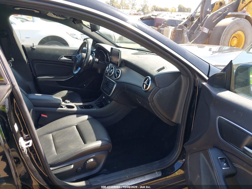 2016 MERCEDES-BENZ CLA 250 WDDSJ4EB0GN316945