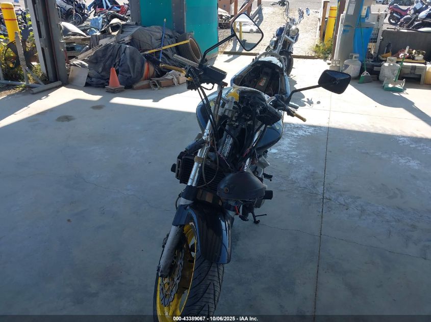 2002 Honda Cb900 F VIN: JH2SC48092M001694 Lot: 43389067