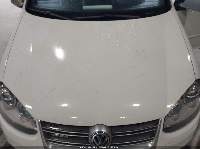 2008 Volkswagen R32 VIN: WVWKC71K58W155564 Lot: 43389169