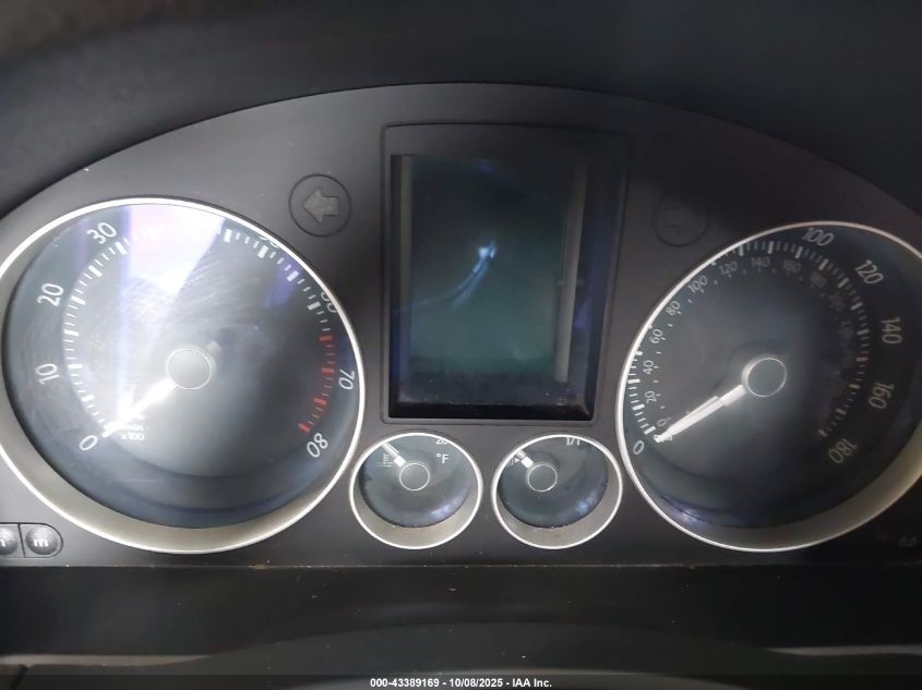 2008 Volkswagen R32 VIN: WVWKC71K58W155564 Lot: 43389169