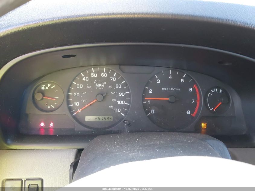 2001 Nissan Xterra Xe-V6 VIN: 5N1ED28T01C577255 Lot: 43389201