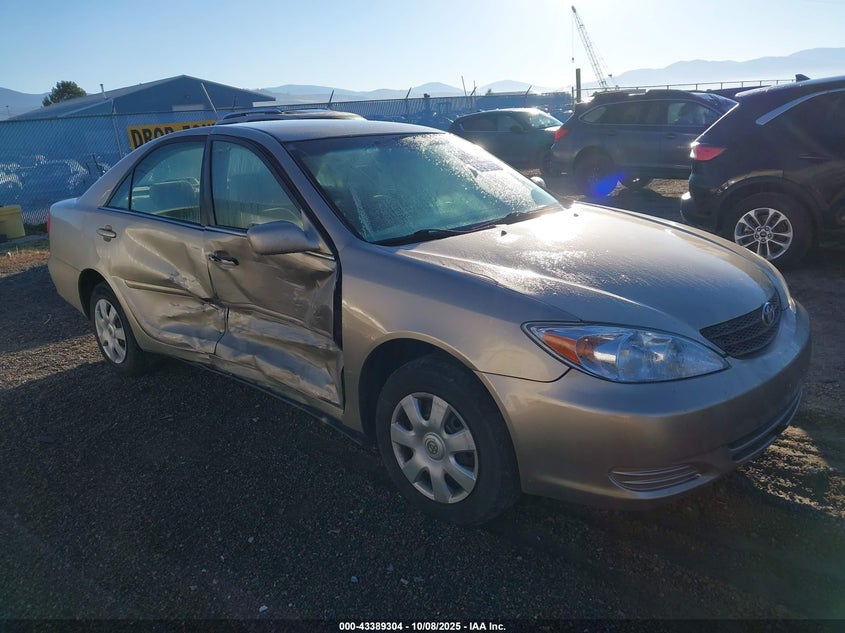 2004 Toyota Camry Le