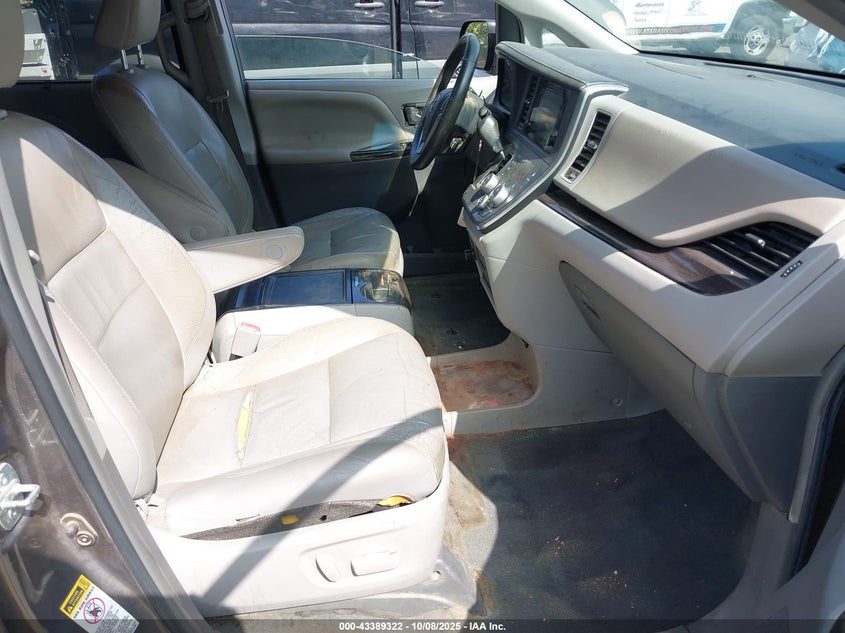 2015 TOYOTA SIENNA XLE PREMIUM 8 PASSENGER 5TDYK3DC7FS614424