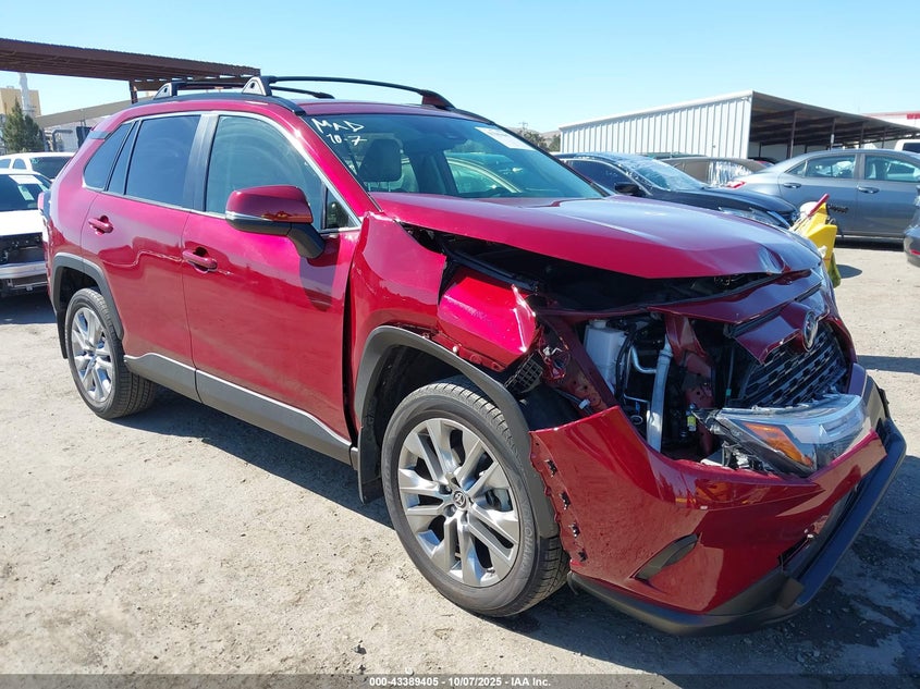 TOYOTA RAV4 XLE PREMIUM