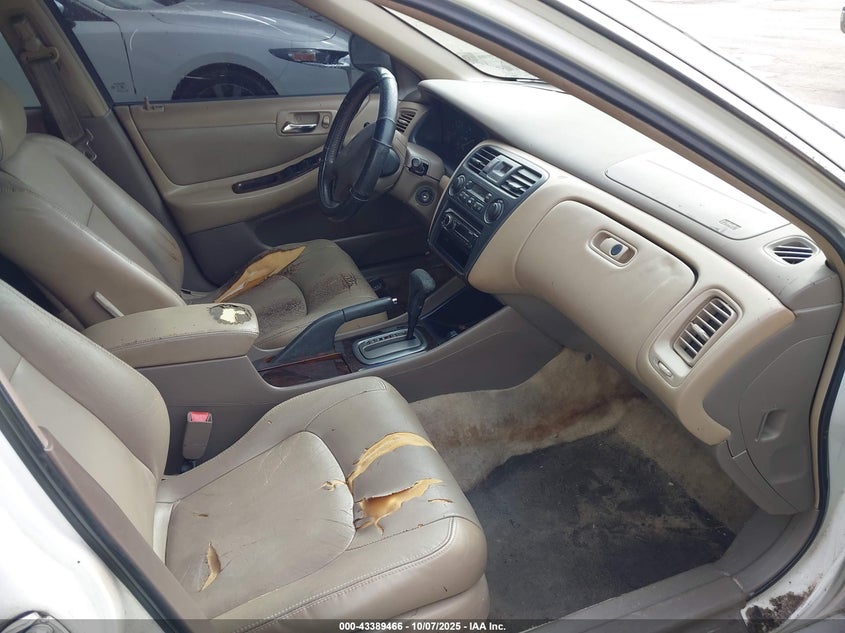 1HGCG165X2A076227 2002 HONDA ACCORD photo no. 5