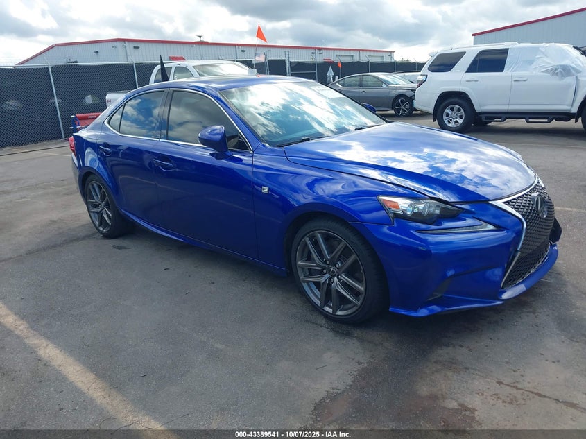 LEXUS IS 200T IS 200T