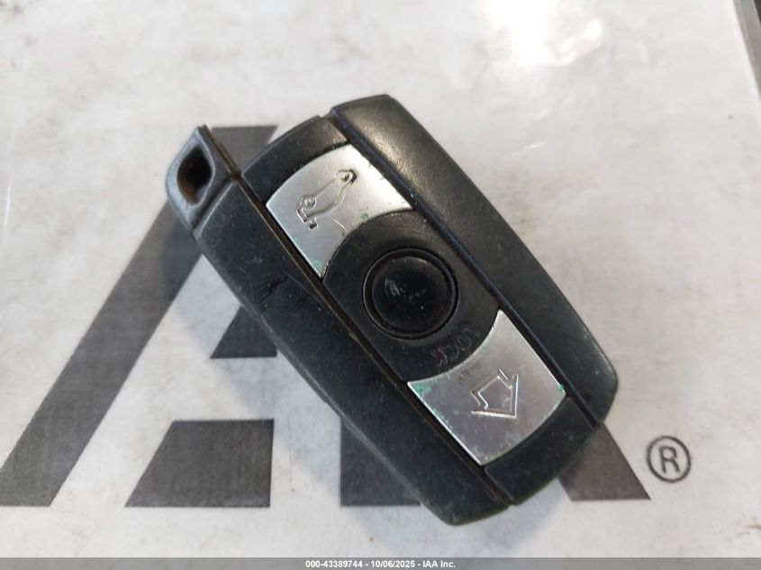 2006 BMW 330I VIN: WBAVB33586KR76210 Lot: 43389744