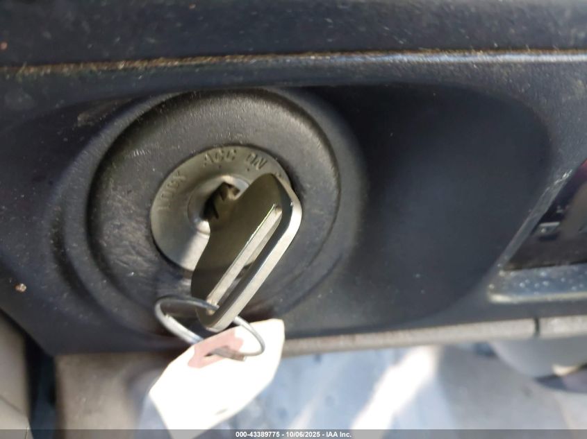 2002 Toyota Tacoma VIN: 5TEVL52N52Z085956 Lot: 43389775