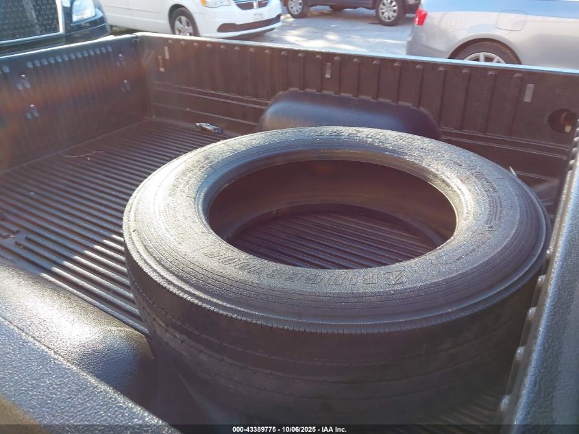 2002 Toyota Tacoma VIN: 5TEVL52N52Z085956 Lot: 43389775