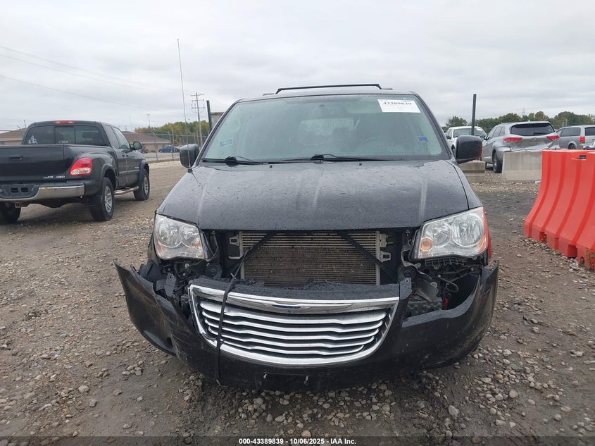 2015 CHRYSLER TOWN & COUNTRY LX - 2C4RC1AG5FR676264