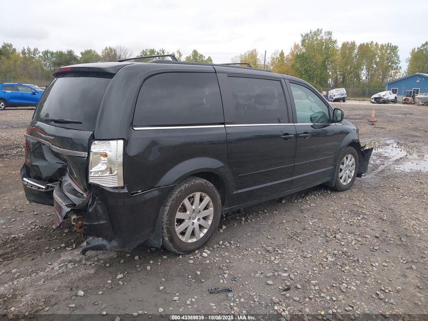 2015 CHRYSLER TOWN & COUNTRY LX - 2C4RC1AG5FR676264