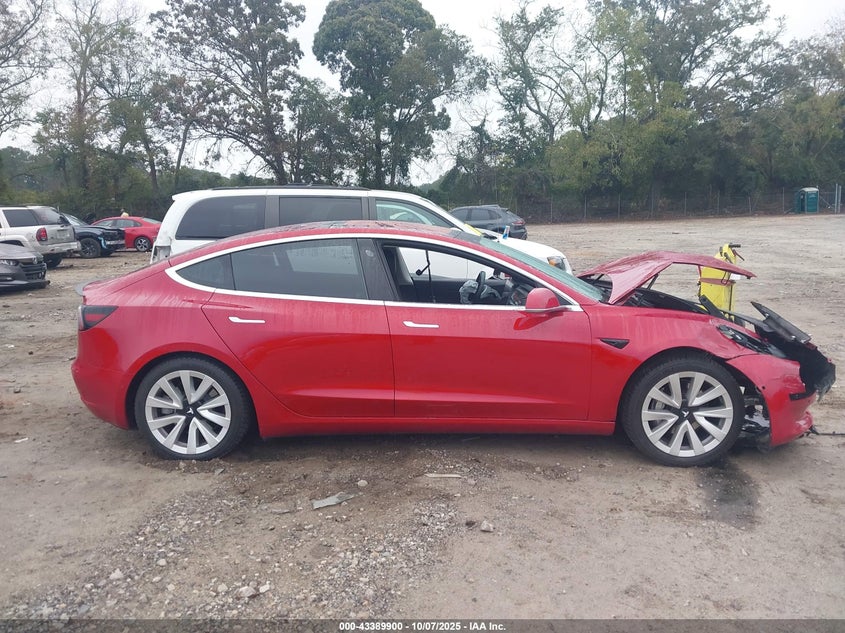 2018 Tesla Model 3 Long Range/Mid Range VIN: 5YJ3E1EA2JF016886 Lot: 43389900