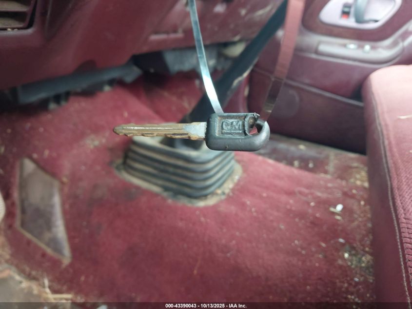 1996 Chevrolet Gmt-400 C1500 VIN: 1GCEC14M0TZ130506 Lot: 43390043