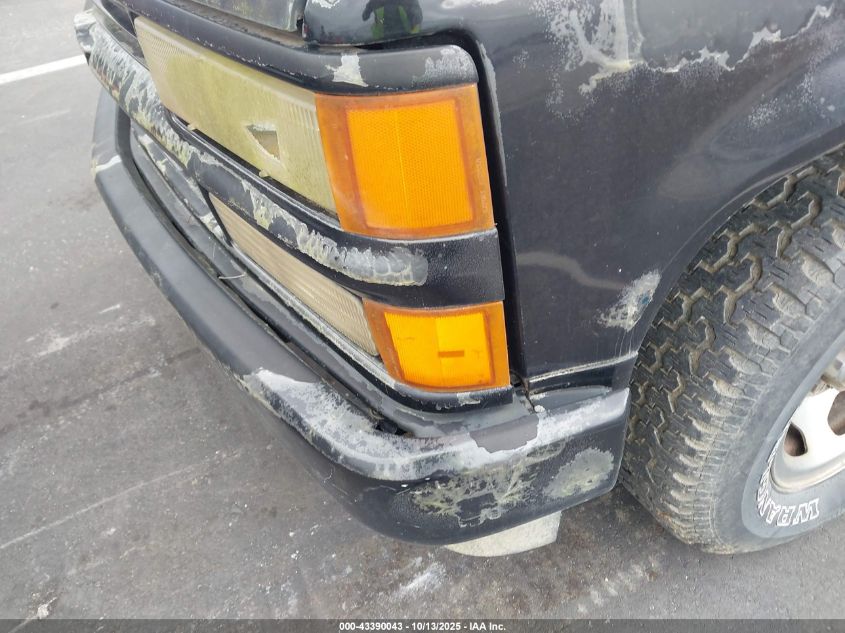 1996 Chevrolet Gmt-400 C1500 VIN: 1GCEC14M0TZ130506 Lot: 43390043