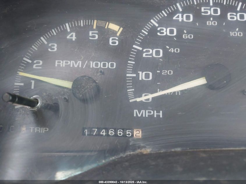 1996 Chevrolet Gmt-400 C1500 VIN: 1GCEC14M0TZ130506 Lot: 43390043