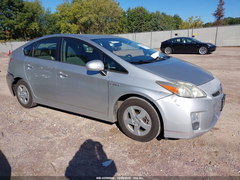 TOYOTA PRIUS II