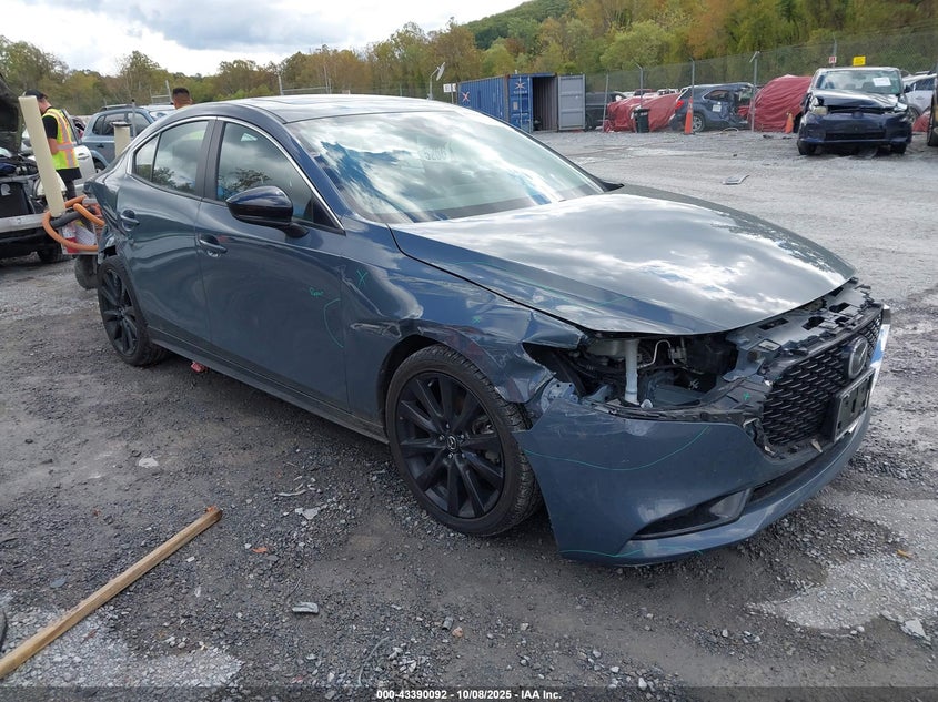 MAZDA 3 2.5 S CARBON EDITION