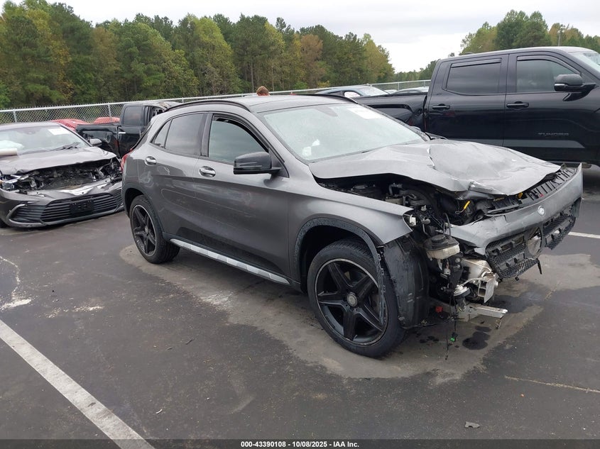 MERCEDES-BENZ GLA-CLASS 4MATIC
