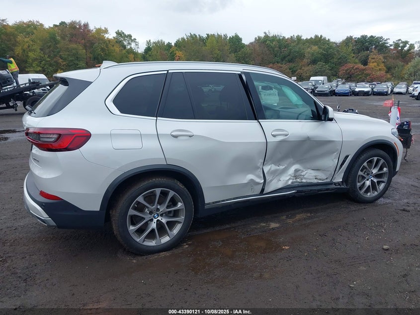 2020 BMW X5 XDRIVE40I 5UXCR6C02L9B81279