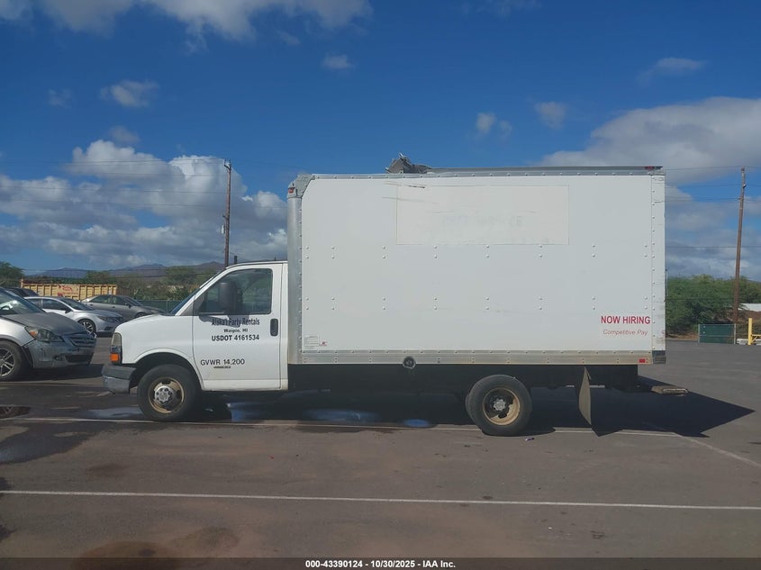 2013 Chevrolet Express Cutaway 4500 VIN: 1GB6G5BG4D1194002 Lot: 43390124