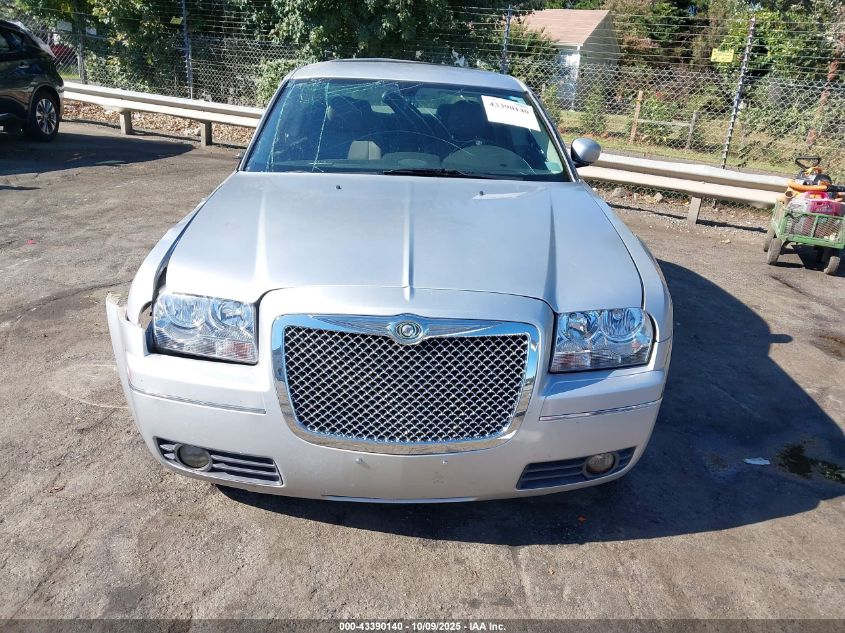 2005 Chrysler 300 Touring VIN: 2C3JA53GX5H639954 Lot: 43390140