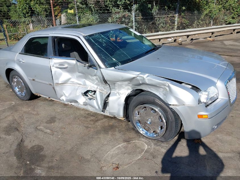 2005 Chrysler 300 Touring VIN: 2C3JA53GX5H639954 Lot: 43390140