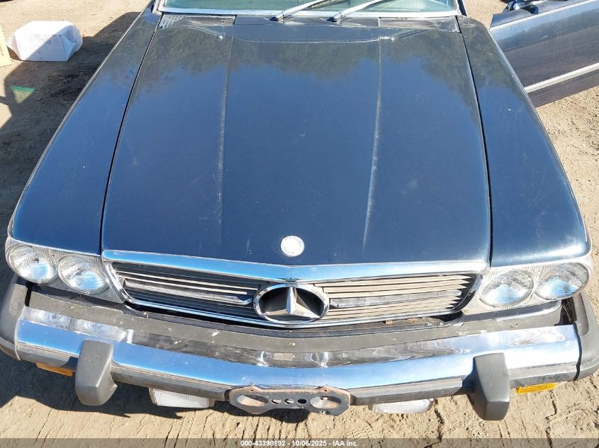 1985 Mercedes-Benz 380 Sl VIN: WDBBA45C0FA017060 Lot: 43390192