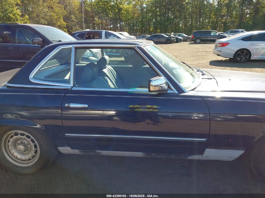 1985 Mercedes-Benz 380 Sl VIN: WDBBA45C0FA017060 Lot: 43390192